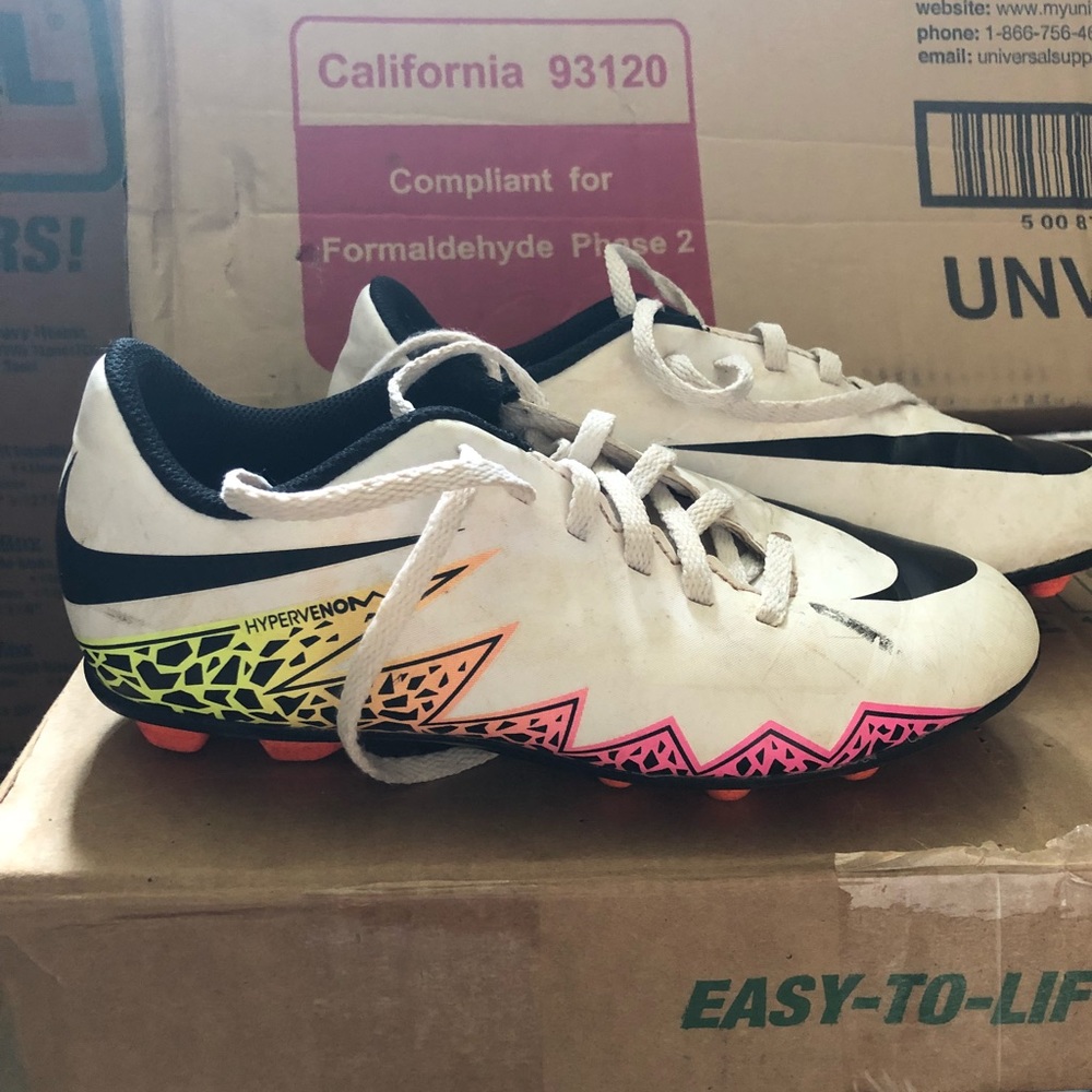 Used girls soccer cleats